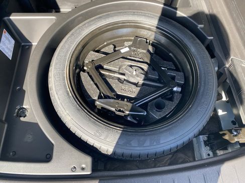 Used 2023 Chevrolet Blazer RS w/ Driver Confidence II Package image 17