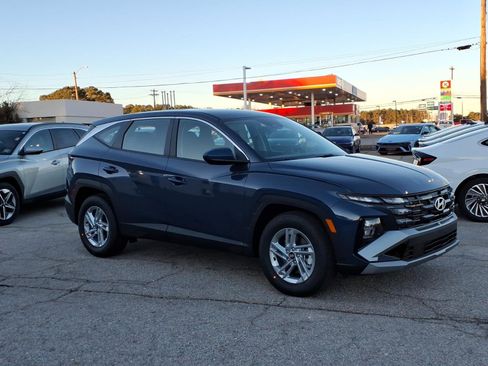 New 2026 Hyundai Tucson SE image 1
