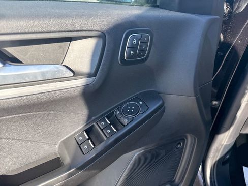 Used 2025 Ford Escape Platinum w/ Premium Technology Package image 29