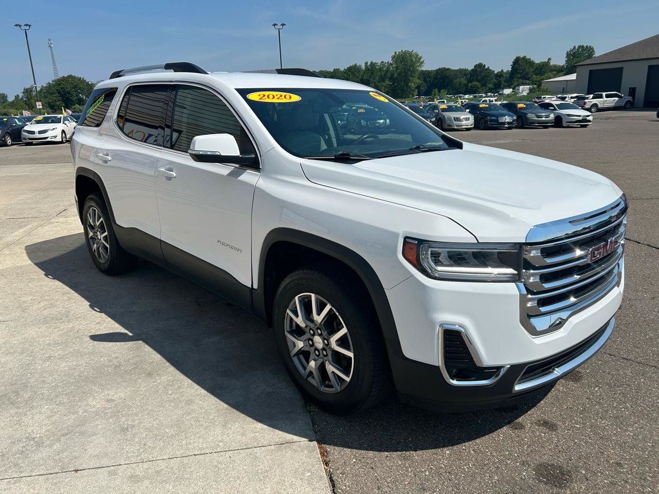 Used 2020 GMC Acadia SLT FWD image 3