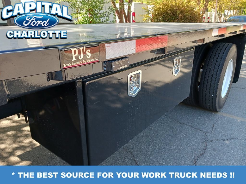 New 2027 Ford F750 2WD Regular Cab Super Duty image 8