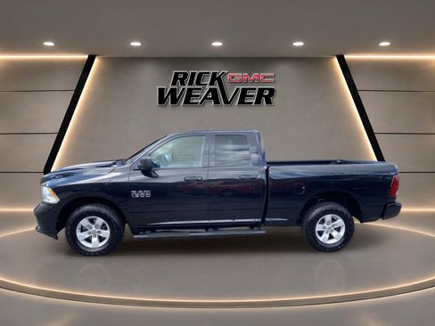 Used 2018 RAM 1500 Express AWD/4WD image 4
