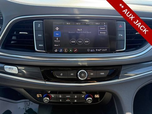 Used 2021 Buick Enclave Essence w/ Experience Buick Package AWD/4WD image 23