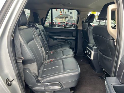 Used 2023 Ford Expedition Max XLT AWD/4WD image 24