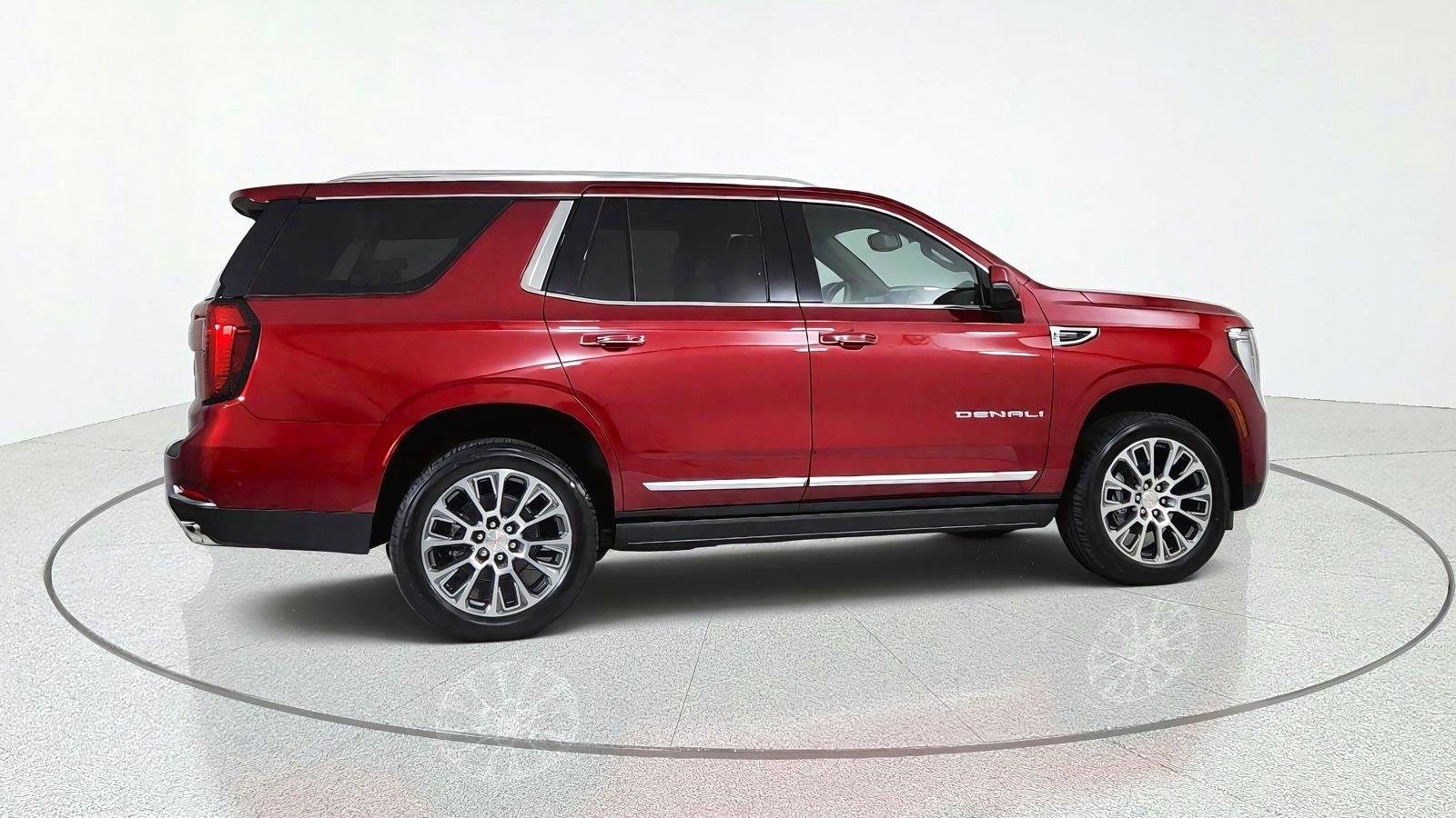New 2026 GMC Yukon Denali w/ Denali Reserve Package AWD/4WD image 7