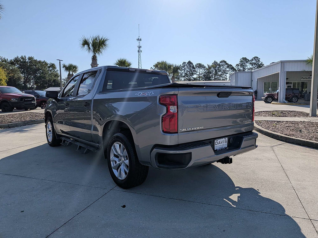 Used 2019 Chevrolet Silverado 1500 Custom w/ Custom Value Package AWD/4WD image 5