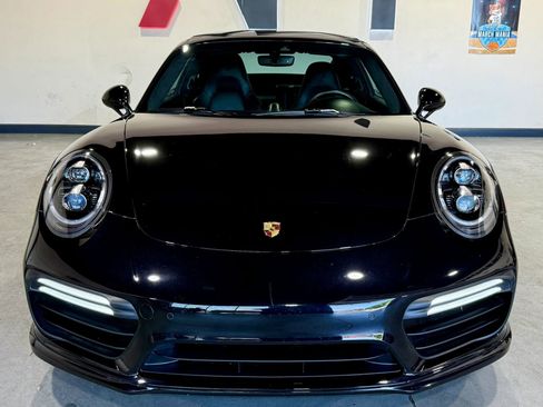 Used 2019 Porsche 911 4 Coupe AWD/4WD image 2