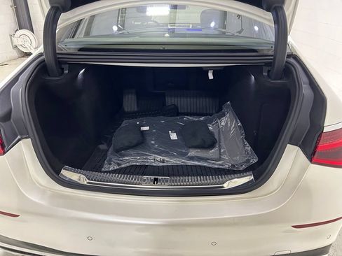 Used 2022 Mercedes-Benz S 580 4MATIC Sedan w/ AMG Line Package image 27