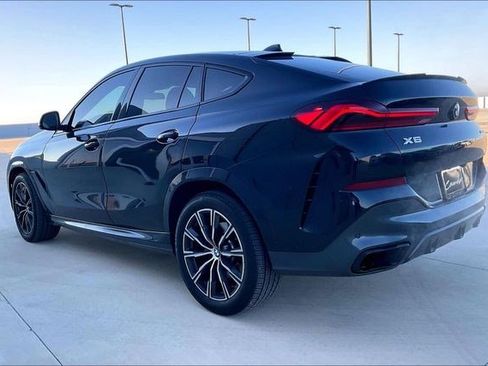Used 2022 BMW X6 xDrive40i w/ Executive Package image 6