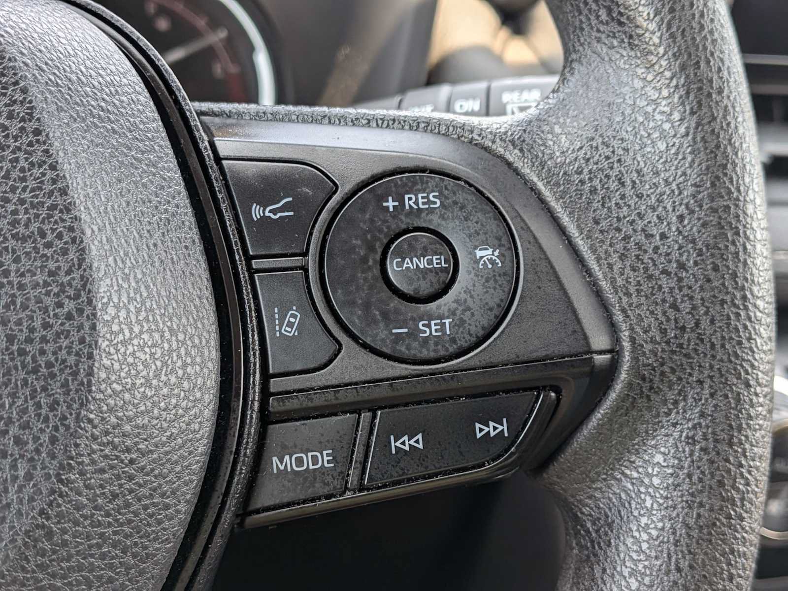 Used 2023 Toyota RAV4 XLE AWD/4WD image 24