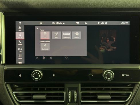 Used 2023 Porsche Macan w/ Premium Package Plus image 26