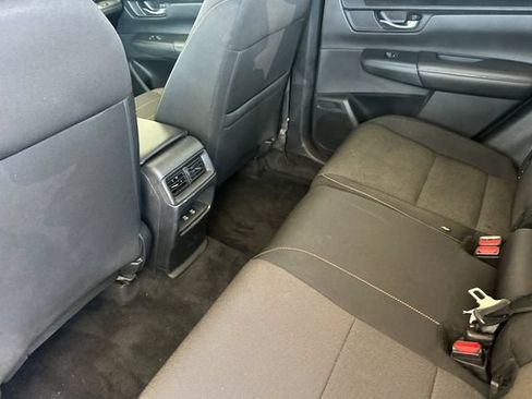 Used 2023 Honda CR-V Sport image 14