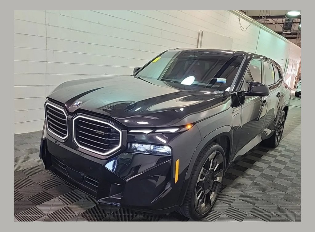 Used 2024 BMW XM AWD/4WD image 1