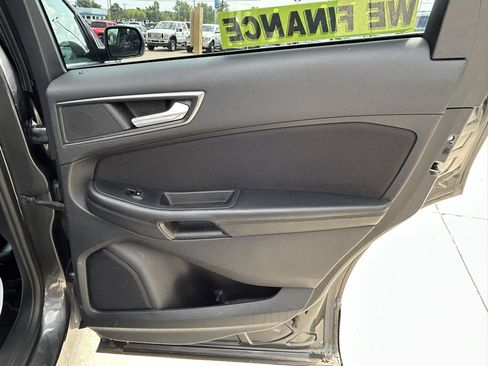 Used 2016 Ford Edge SE FWD image 15