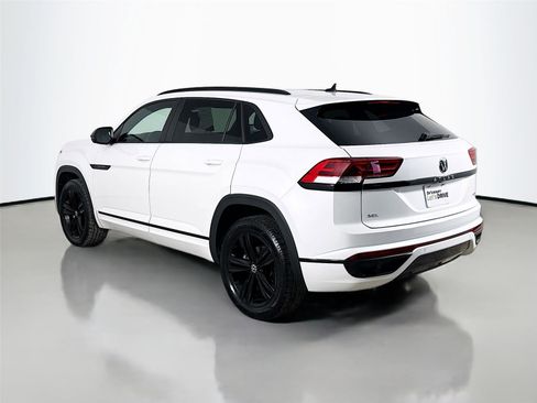 Used 2023 Volkswagen Atlas Cross Sport SEL R-Line AWD/4WD image 7