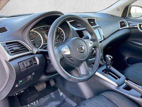 Used 2019 Nissan Sentra SV image 14