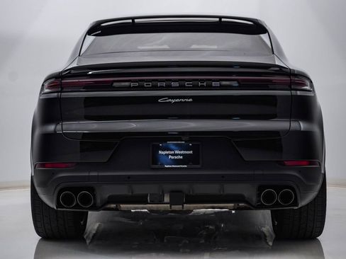 Certified 2026 Porsche Cayenne Coupe AWD/4WD image 10