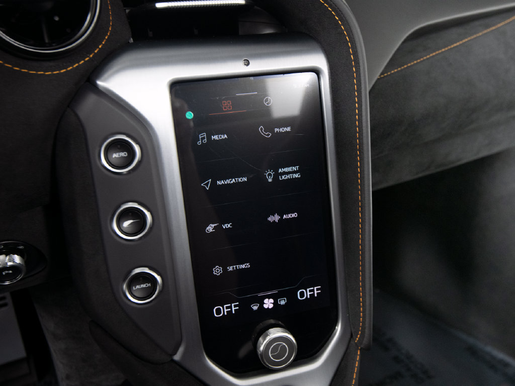 Used 2024 McLaren 750S Spider RWD image 20