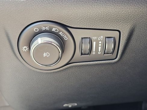 New 2026 Jeep Compass Limited AWD/4WD image 42