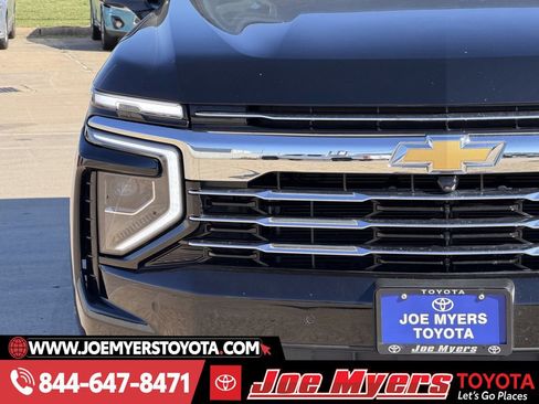 Used 2025 Chevrolet Tahoe LT image 5
