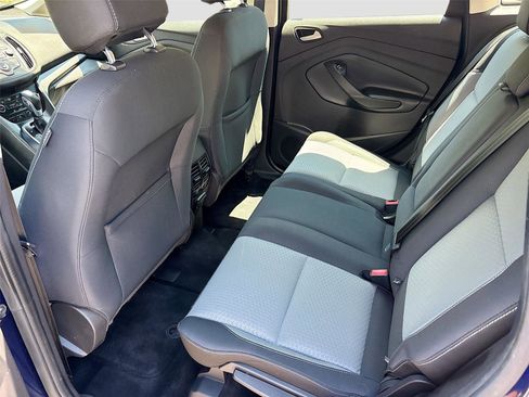 Used 2017 Ford C-MAX Energi SE FWD image 23