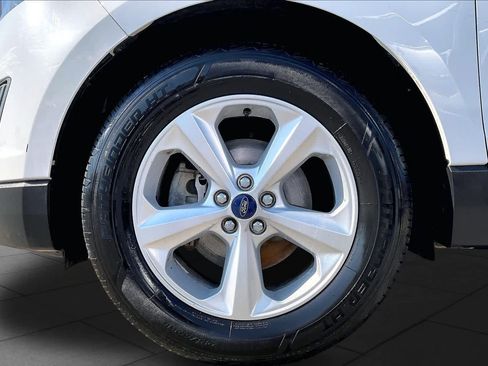 Used 2016 Ford Edge SE FWD image 11