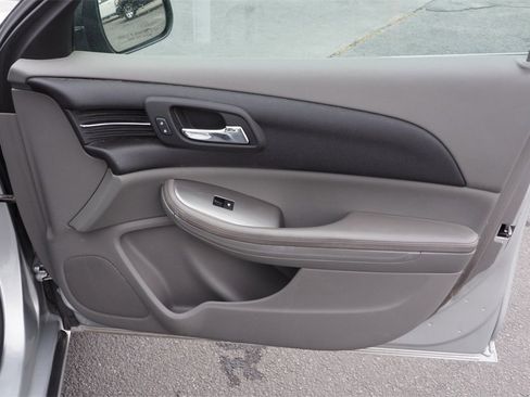 Used 2016 Chevrolet Malibu LS image 20