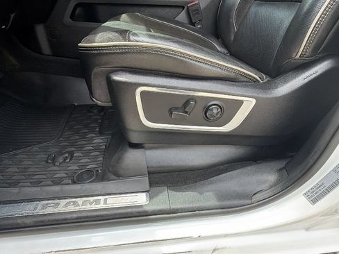 Used 2021 RAM 1500 Laramie w/ Sport Appearance Package AWD/4WD image 22