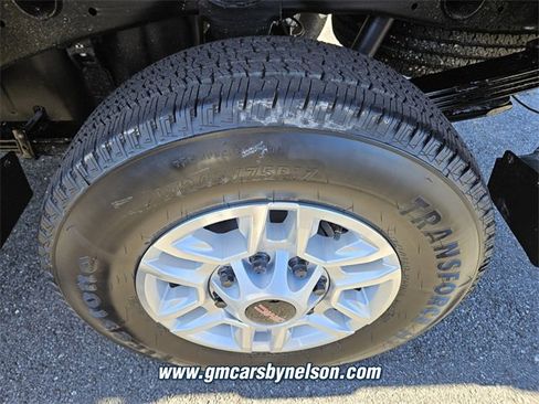 New 2026 GMC Sierra 2500 Pro image 9