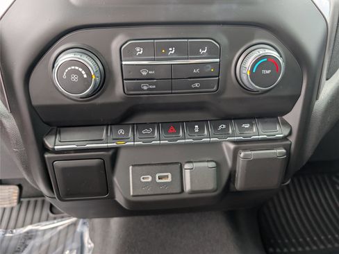 Used 2021 Chevrolet Silverado 1500 Custom w/ LPO, Dark Essentials Package image 18