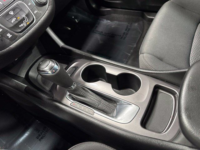 Used 2020 Chevrolet Malibu LS FWD image 17