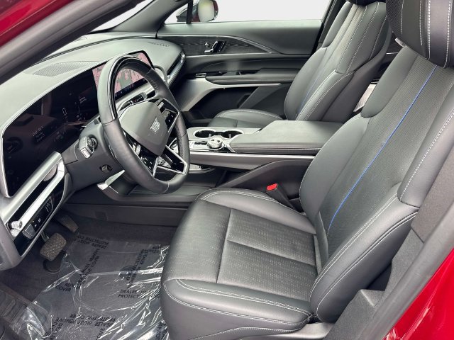 Certified 2024 Cadillac Lyriq Luxury w/ LPO, Floor Liner Package AWD/4WD image 19