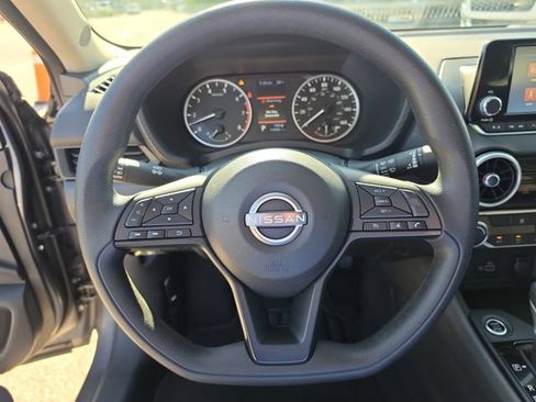 Certified 2025 Nissan Sentra S FWD image 28