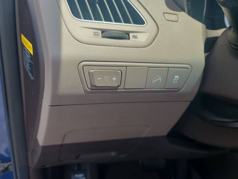 Used 2013 Hyundai Tucson Limited w/ Premium Pkg FWD image 20