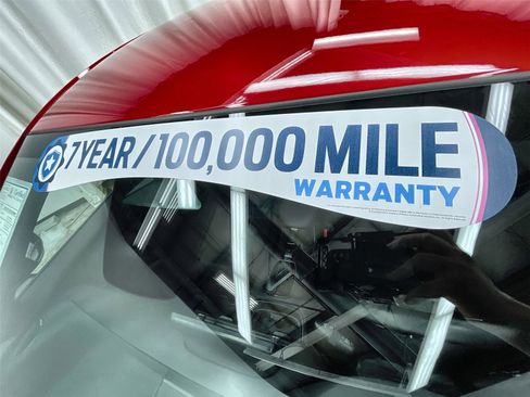 Certified 2025 Honda HR-V Sport image 32