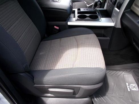 Used 2012 RAM 1500 Big Horn w/ Luxury Group image 22