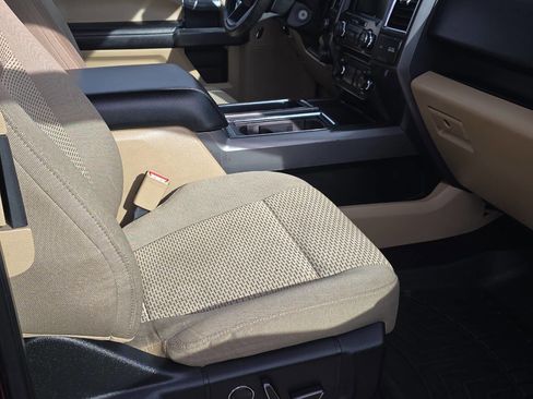 Used 2016 Ford F150 XLT w/ Equipment Group 302A Luxury image 23