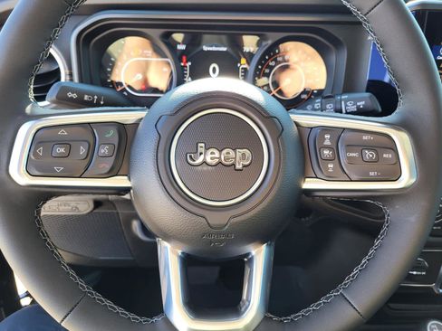 New 2026 Jeep Wrangler Sahara AWD/4WD image 16
