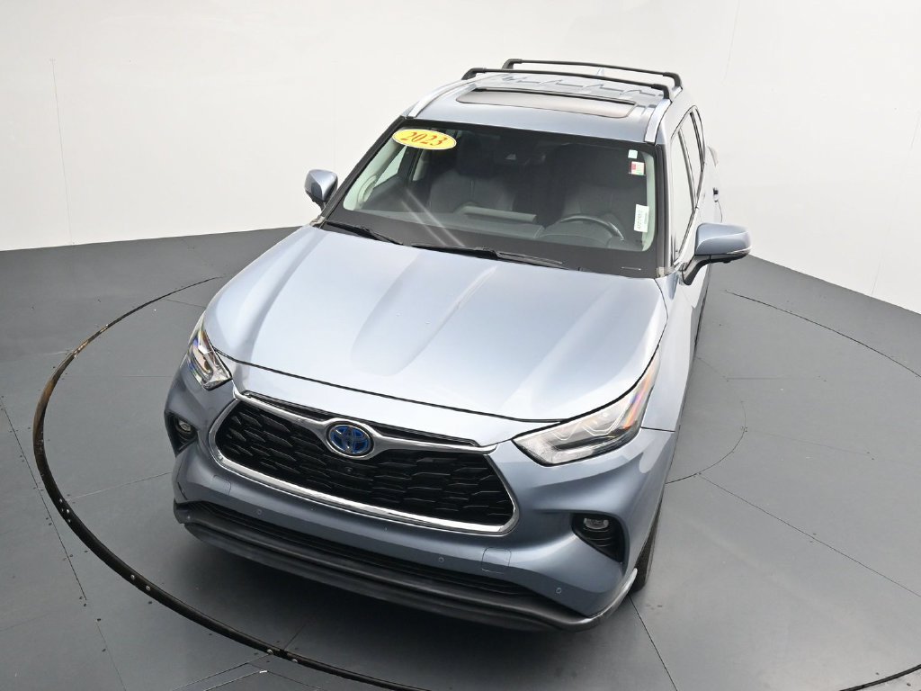 Used 2023 Toyota Highlander Limited AWD/4WD image 25