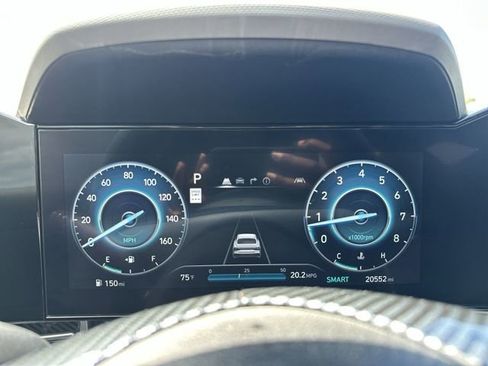 Used 2024 Hyundai Elantra SEL FWD image 26