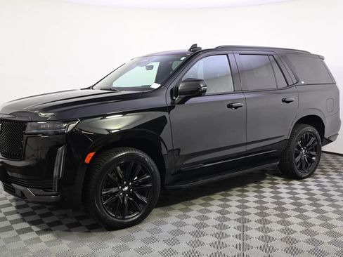 Used 2022 Cadillac Escalade Sport AWD/4WD image 2