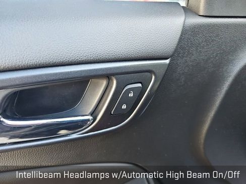 Used 2017 Chevrolet Suburban LT image 40