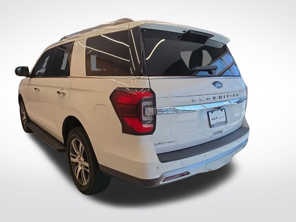 Used 2024 Ford Expedition Limited RWD image 9