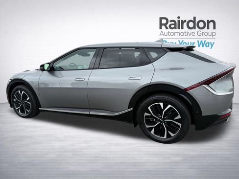 Certified 2022 Kia EV6 Wind w/ Wind Technology Package AWD/4WD image 5