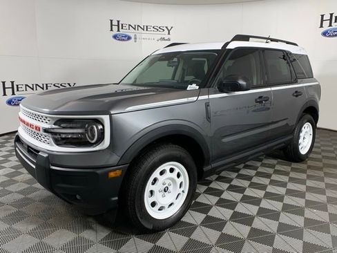 Used 2025 Ford Bronco Sport Heritage w/ Convenience Package image 2