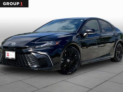 Used 2025 Toyota Camry SE w/ Convenience Package