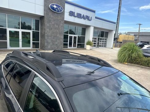 Certified 2025 Subaru Outback Premium AWD/4WD image 9