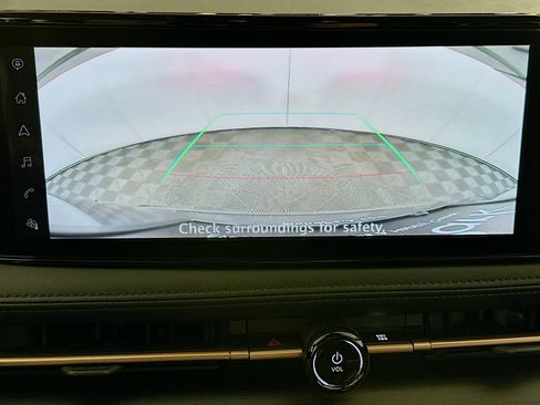 Used 2023 Nissan Ariya FWD image 23