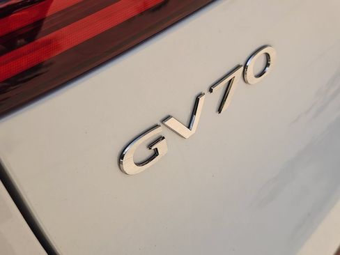 New 2026 Genesis GV70 2.5T Select AWD/4WD image 6