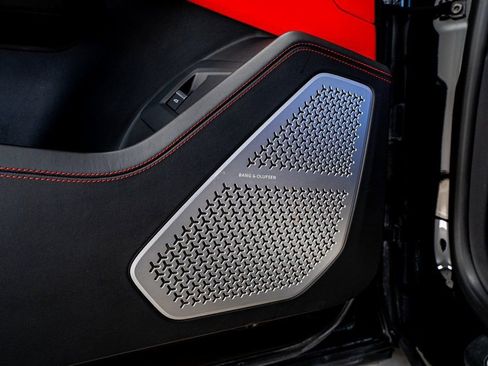 Used 2021 Lamborghini Urus image 34